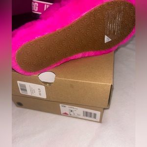 Brand New Fluffy Ugg Slides